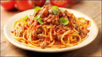 Dans le film Disney "Rox et Rouky", il y a une scène avec un plat de spaghettis à la bolognaise.