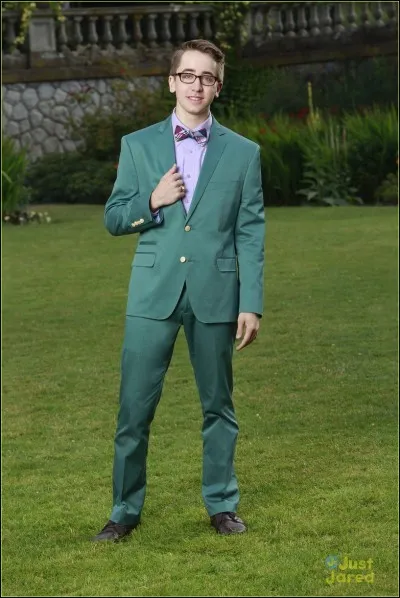 Doug est le fils de qui ?