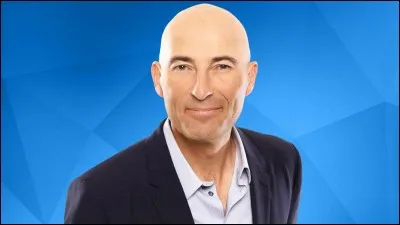 Humoriste, j'anime une émission avec Nikos, je suis...