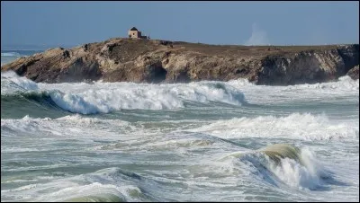 Combien de kilomètres de routes seraient approximativement affectés par une élévation de 1m du niveau d'eau ?