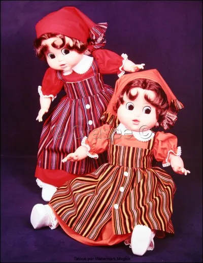 Quel est le prénom de cette poupée Bella ? date 1977