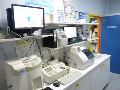 Entre-temps, si une analyse sanguine est pratiquée, elle sera étudiée dans ce...