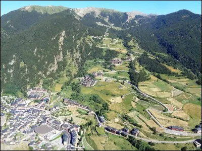 Parmi ces propositions, laquelle est fausse ?