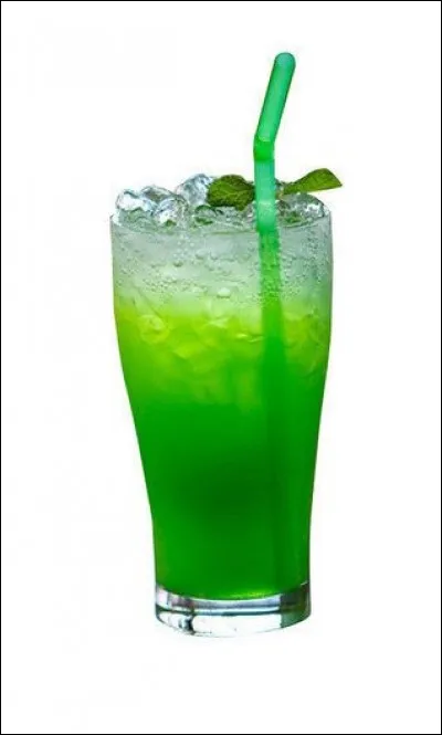 Le cocktail présent ici porte le même nom qu'un oiseau. Lequel ?