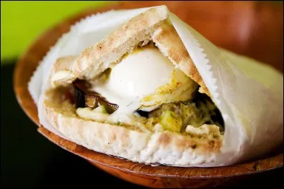 De quel pays provient le "falafel" ?