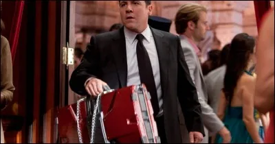 Quel est le poids de la fameuse manette du Mark V ?