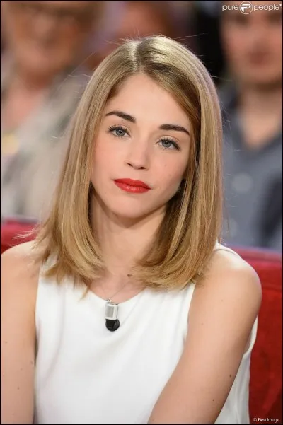 Quel est le personnage joué par Alice Isaaz ?