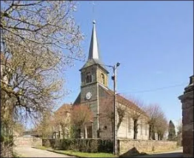 Vous avez sur cette image l'&eacute;glise Saint-Barth&eacute;l&eacute;my de Fontenois-la-Ville. Commune Haut-Sa&ocirc;noise, elle se situe dans l'ancienne r&eacute;gion ...