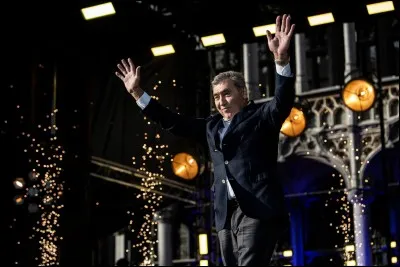 Et ce n'est pas tout ! Le Tour de France célèbre également les 50 ans de la première victoire au Tour de France d'Eddy Merckx. Pour honorer le plus grand cycliste de tous les temps, les coureurs partent de Belgique. Mais de quelle ville Belge s'élancent ces 176 athlètes ?