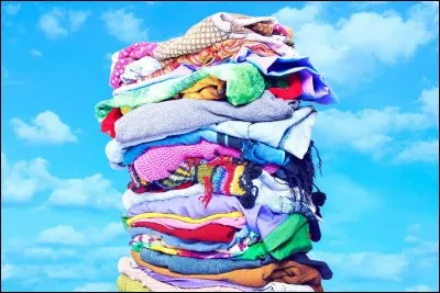 Complétez la phrase avec le verbe au passé simple de l'indicatif : "Vous  vos vêtements" ?