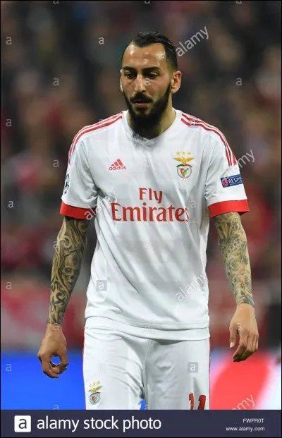 Qui est ce footballeur ?