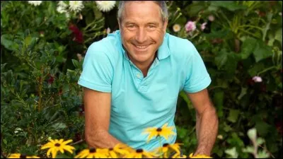 Qui se propose de venir en aide aux téléspectateurs pour donner un nouveau visage à leur jardin, balcon ou terrasse, dans l'émission "Silence ça pousse'' ?