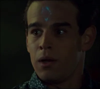 Quelle marque protège Simon ?