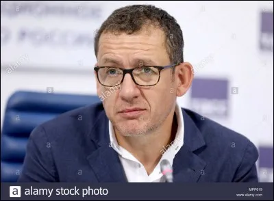 Qui est l'acolyte de Dany Boon dans le film "Bienvenue chez les ch'tis" ?