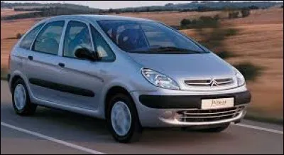 Quel est le nom de ce monospace des années 2000 ?