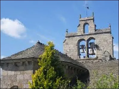 Vous avez sur cette image l'église Notre-Dame-de-l'Assomption de La Panouse. Petit village Lozérien de 79 habitants, il se situe dans l'ancienne région ...