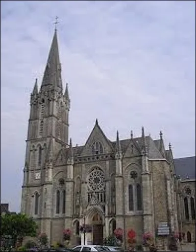 Voici l'église Saint-Pierre-et-Saint-Paul de Missillac. Ville Mariligérienne, dans le pays traditionnel de la Brière, elle se situe en région ...