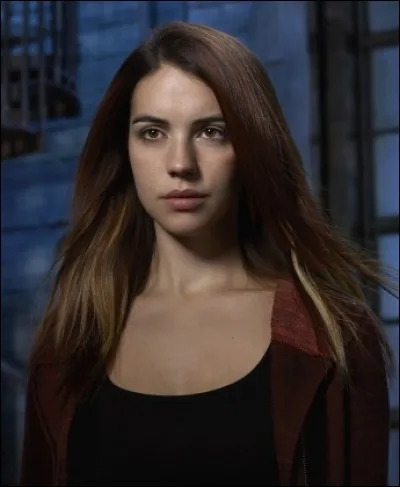 Dans quelle saison apparaît Cora Hale ?