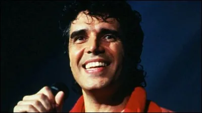 Pour quelle actrice, alors sa compagne, Julien Clerc a-t-il écrit ''Ma préférence'' ?