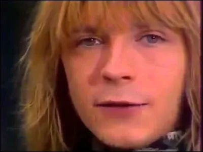 Renaud chantait ''La Boum'' qui est aussi un titre de film. Qui y incarnait les parents de Sophie Marceau ?