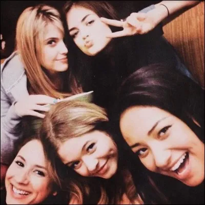 Quelle fille préfères-tu le plus ou trouves-tu la plus jolie ?