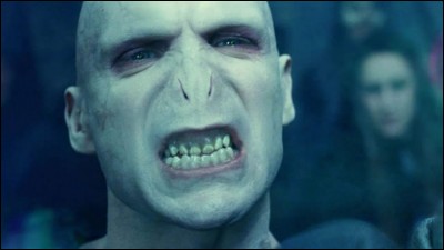 Quel est le prénom de la mère de Voldemort ?