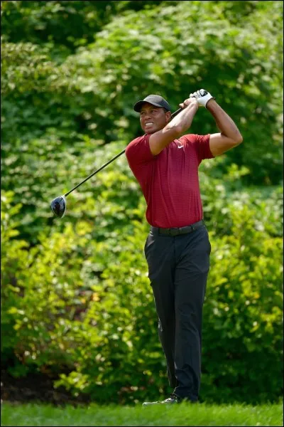 Qui est cet ancien golfeur américain ?