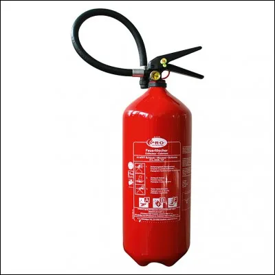 Maintenant, passons à l'arrière du fourgon. Ceci permet l'extinction d'un début d'incendie sur un lieu de mission par exemple. Qu'est-ce que c'est ?