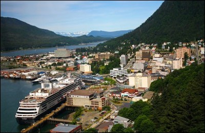 Quelle est la capitale de l'Alaska, le plus grand État des États-Unis ?