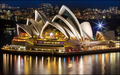 L'Opéra de Sydney a été conçu par Jørn Utzon, un architecte...