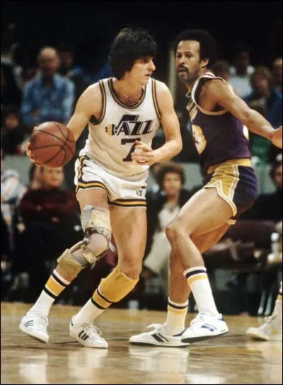 Quel est le surnom de Pete Maravich ?