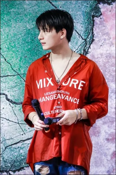 Dans quelle série cet acteur a-t-il joué ?