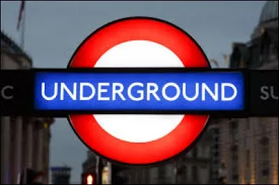 Coucou Petit Frère ! Voici le logo du métro de...