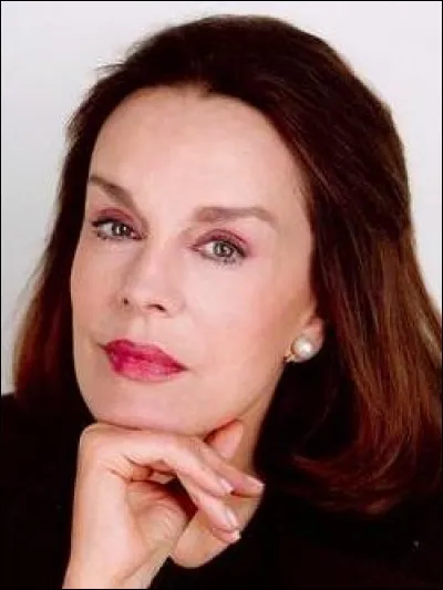 Qui est cette Catherine, célèbre chroniqueuse politique ?