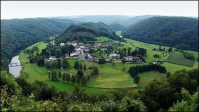 Comment est qualifi&eacute; le pays de la Belgique ?