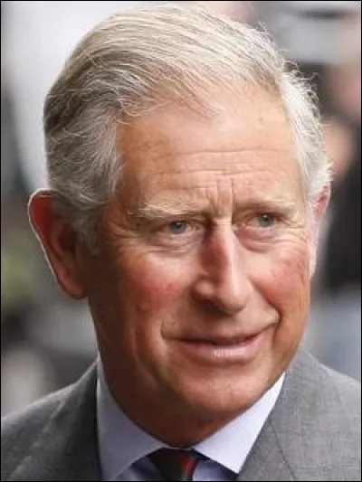 Qui est ce Charles, qui depuis1952 occupe la première place dans l'ordre de succession au trône britannique ?