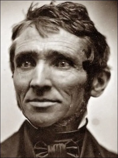 Qui est ce Charles, chimiste américain devenu célèbre pour l'invention de la vulcanisation ?