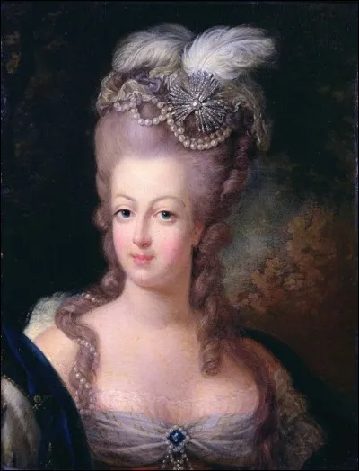 Comment était surnommée Marie-Antoinette ?