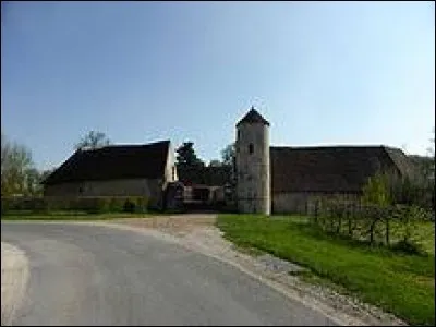 Nous partons à présent visiter le vieux château de Montireau. Commune du Centre-Val-de-Loire, dans la région naturelle du Perche, elle se situe dans le département ...