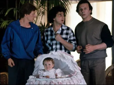 Quel est le remake américain du film "Trois hommes et un couffin" ?