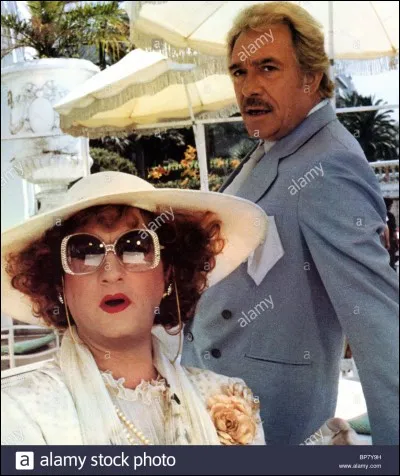 Quel est le titre du remake américain du film "La Cage aux folles" ?