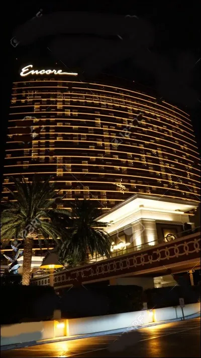 "Encore Las Vegas" est un immense hôtel-casino de plus de 2000 chambres, situé non loin de la ville dont il a pris le nom...