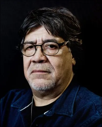 Complétez le titre de ce roman de Luis Sepúlveda : "Histoire d'une mouette et du chat qui lui apprit à...".