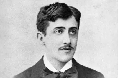 Qui a écrit "À l'ombre des jeunes filles en fleurs" ?