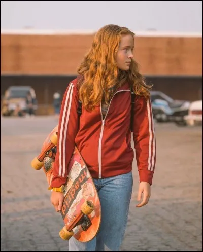 Comment s'appelle le demi-frère de Max ?