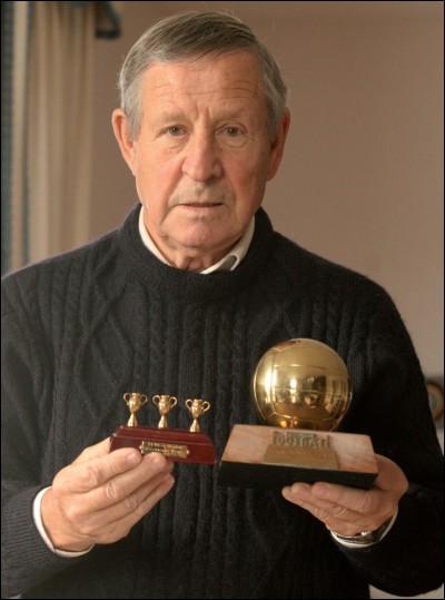 Quand Raymond Kopa a-t-il été le premier footballeur français à recevoir le Ballon d'Or ?