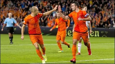 L'équipe de football masculine des Pays-Bas n'a jamais remporté la Coupe du monde malgré trois présences en finale.