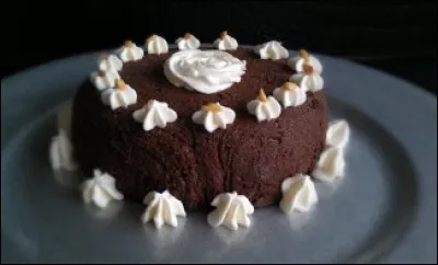 Mais si la noble dame s'assimile à l'entremets, elle devient :