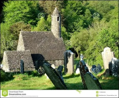 En Irlande, chaque année au début du mois de juin, on célèbre saint Kevin. Pourquoi était-il célèbre ?