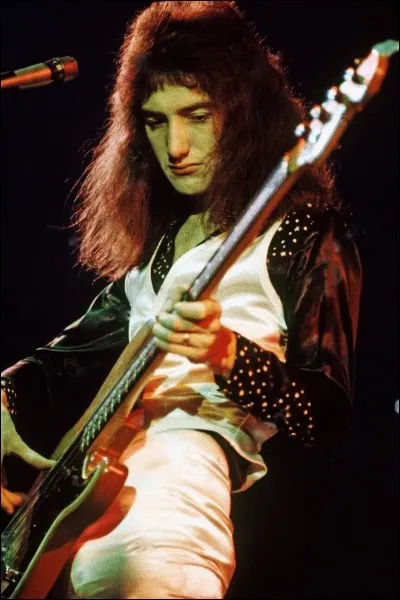 Quelle est la chanson de John la plus connue ?